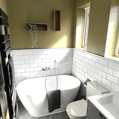 Spacious 3 Bed Apt Sleeps 5 Near Bournemouth Beach Exterior photo
